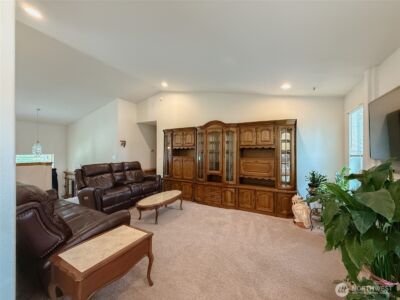 210 166th Street E, Spanaway, WA 98387 - Photo 5