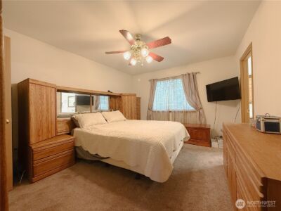 210 166th Street E, Spanaway, WA 98387 - Photo 9