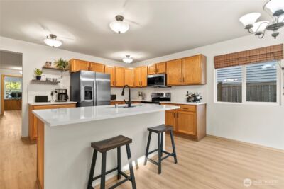 23415 SE 262nd Street , Maple Valley, WA 98038-4706 - Photo 4