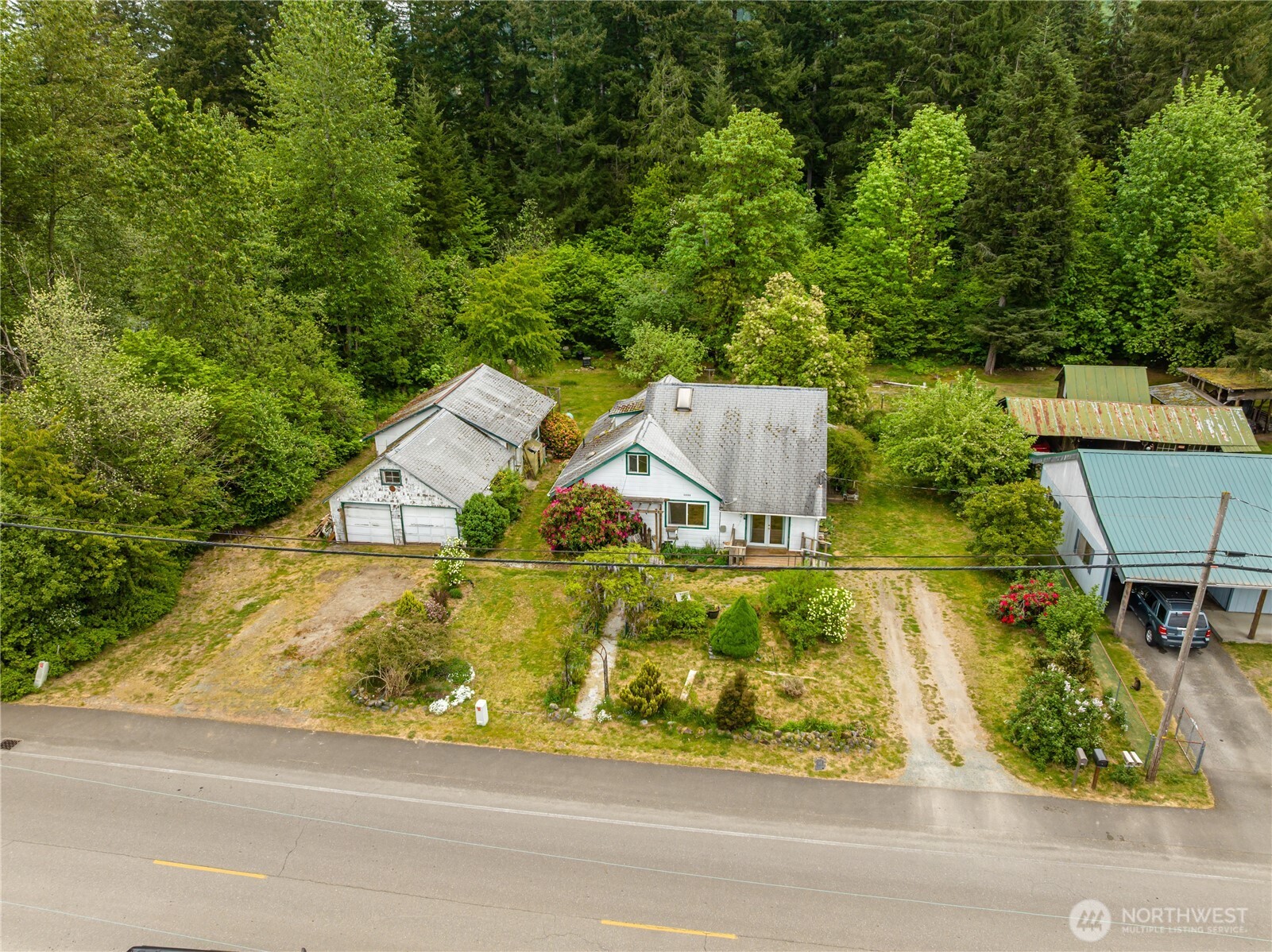 1050 Montague Avenue , Darrington, WA 98241