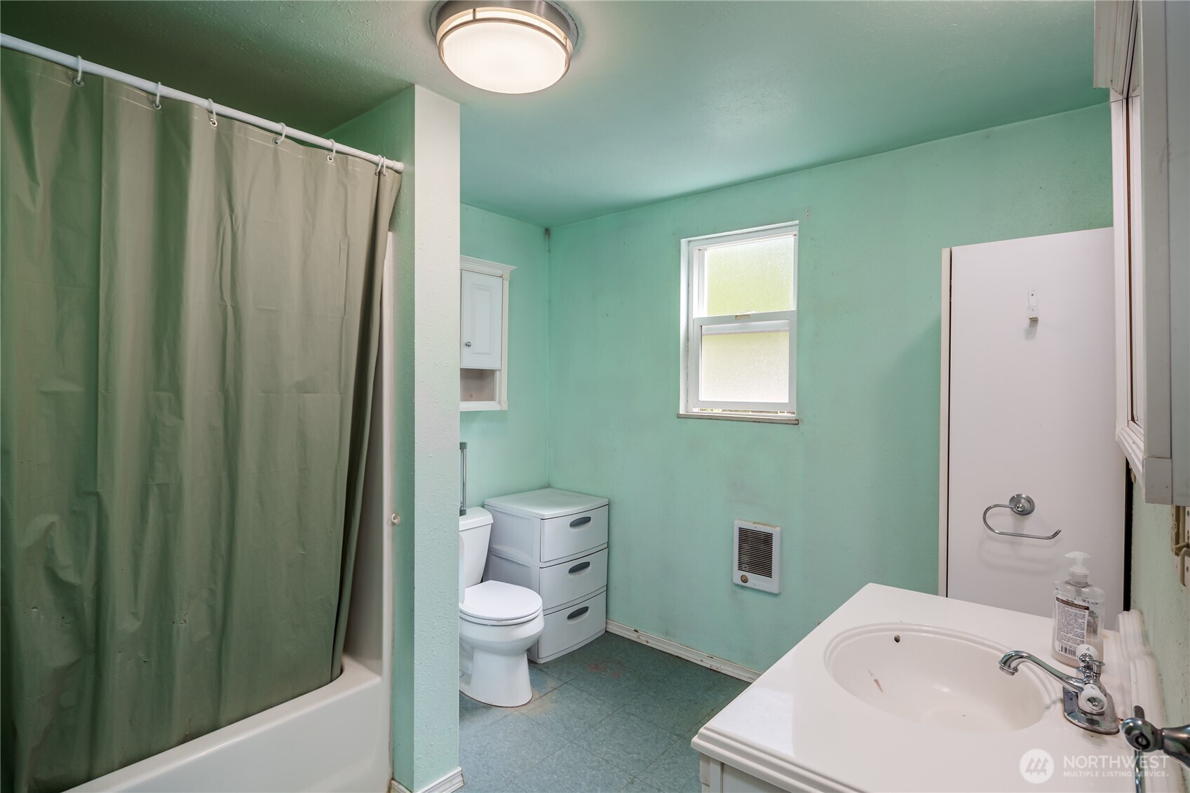 1050 Montague Avenue , Darrington, WA 98241