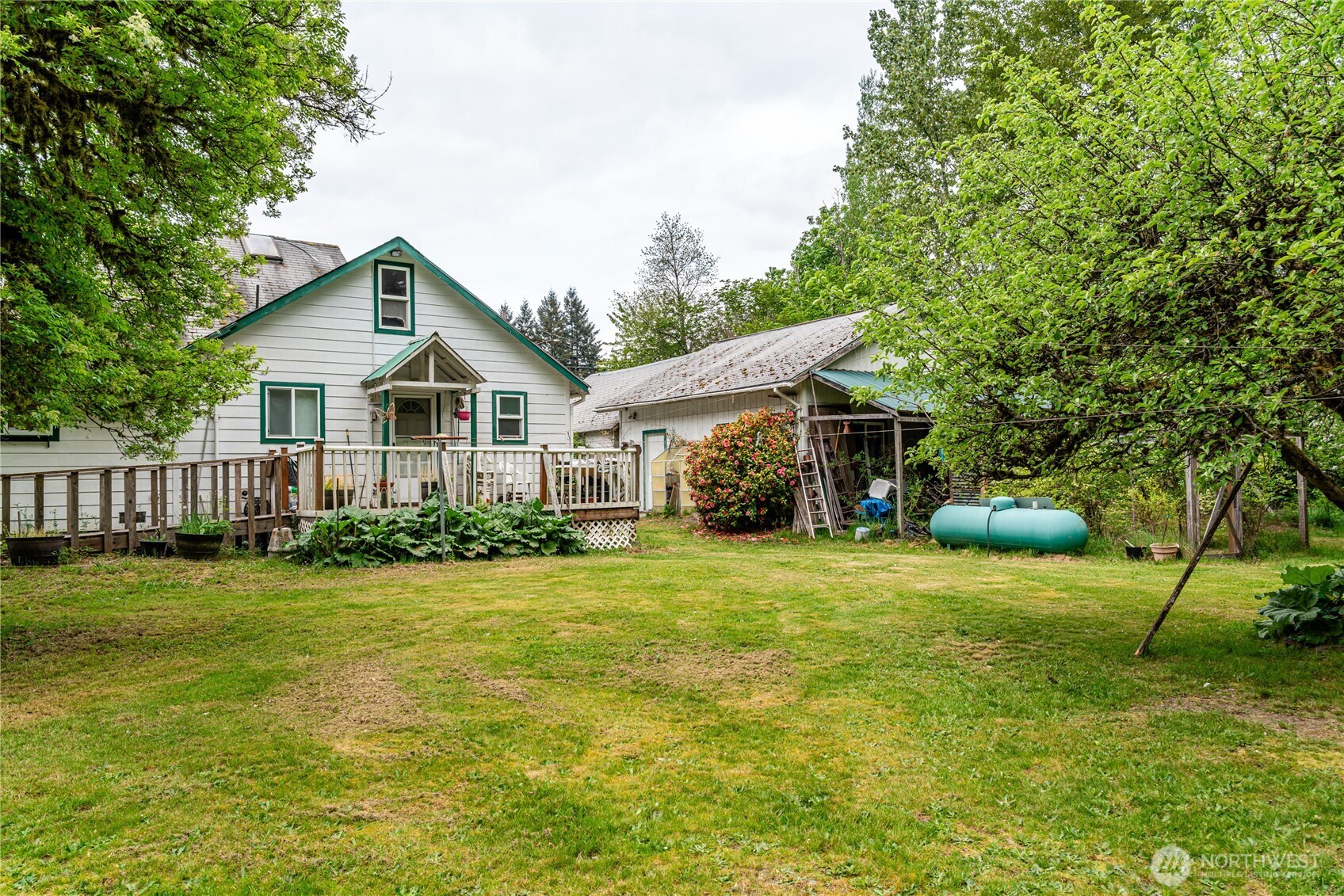 1050 Montague Avenue , Darrington, WA 98241