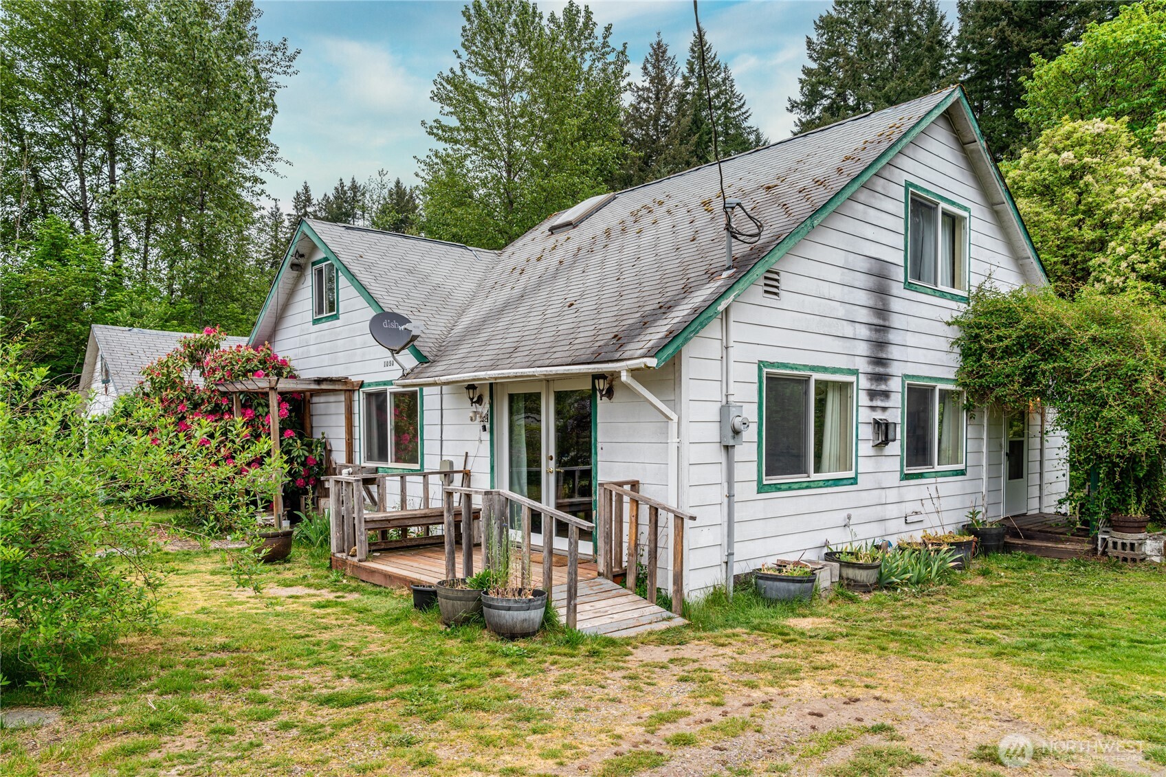 1050 Montague Avenue , Darrington, WA 98241