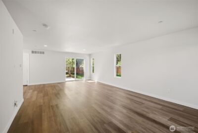 1537 Bobs Hollow Lane , Dupont, WA 98327-9748 - Photo 4