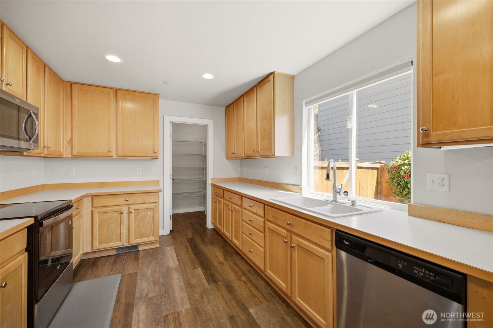 1537 Bobs Hollow Lane , Dupont, WA 98327-9748