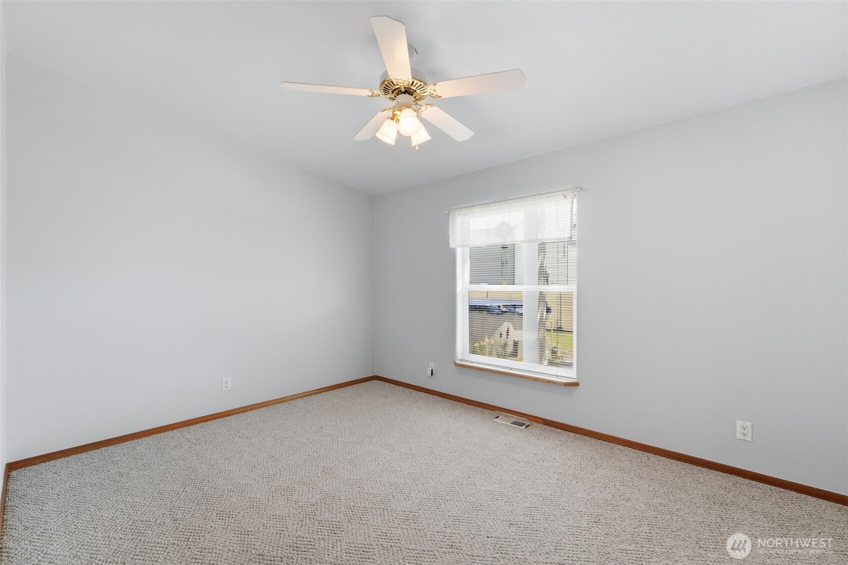 207 SW Airport Way , Mattawa, WA 99349