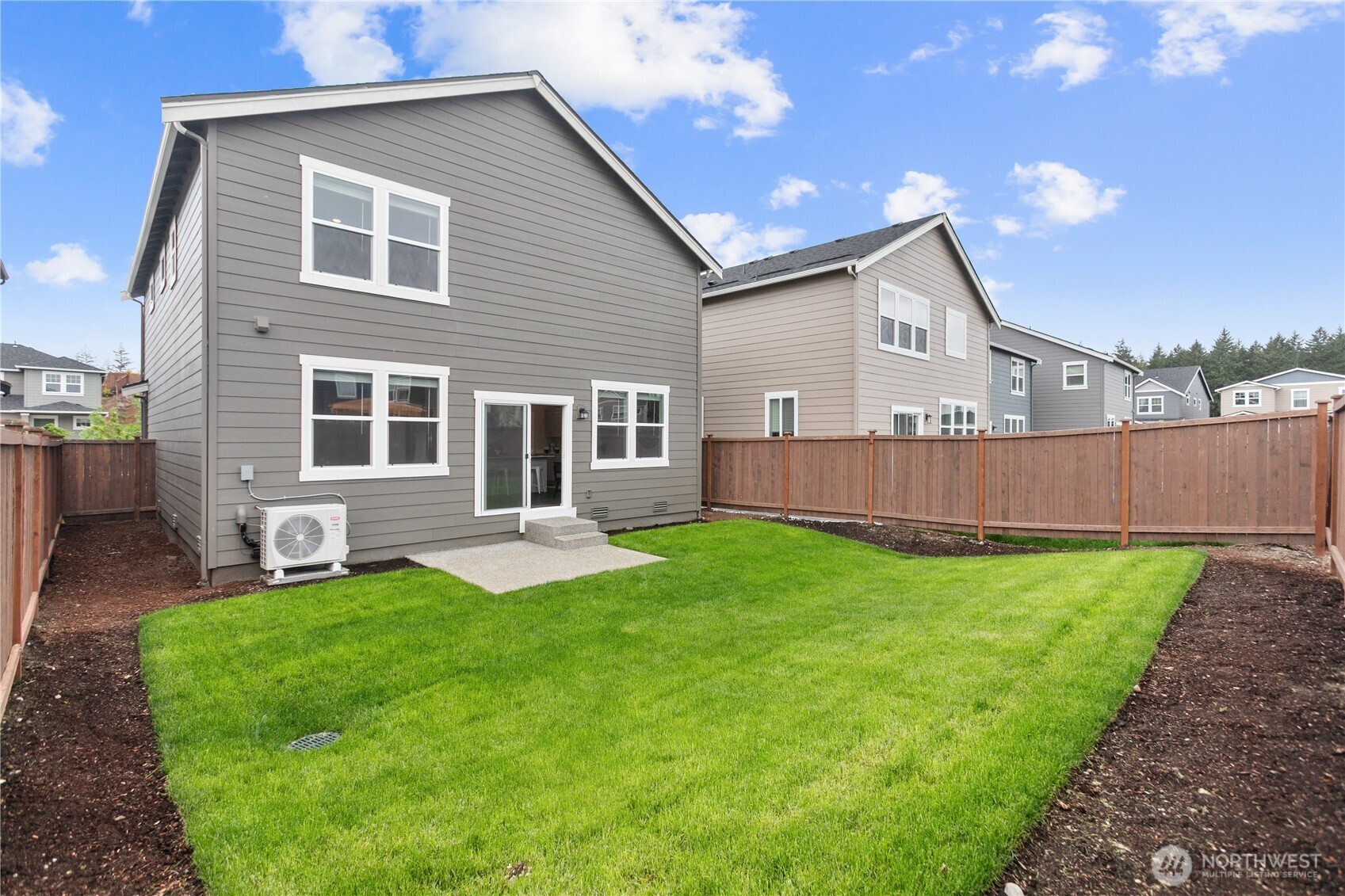 1461 SW Pendleton Way , Port Orchard, WA 98367