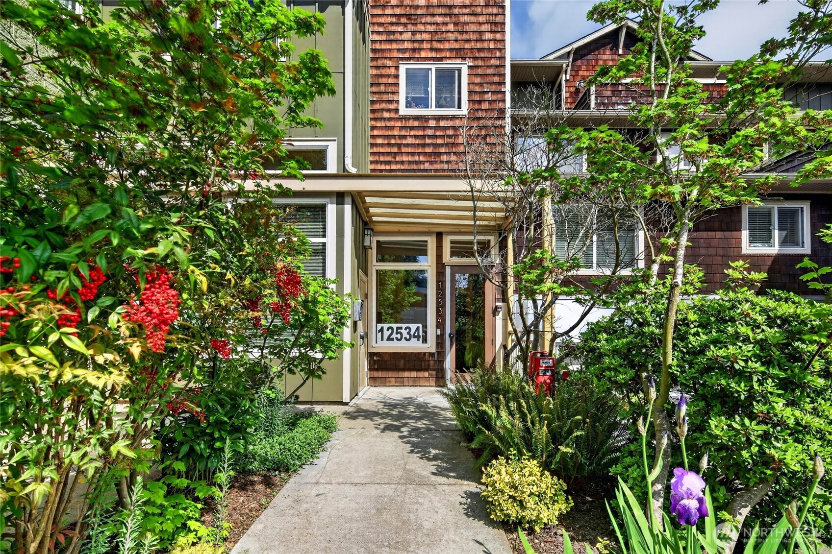 12534 15th Avenue NE #22, Seattle, WA 98125