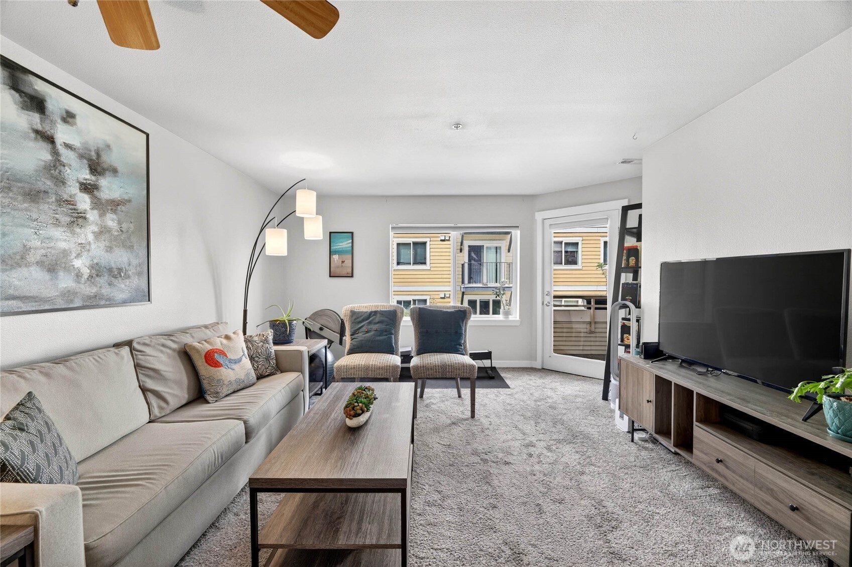 12534 15th Avenue NE #22, Seattle, WA 98125
