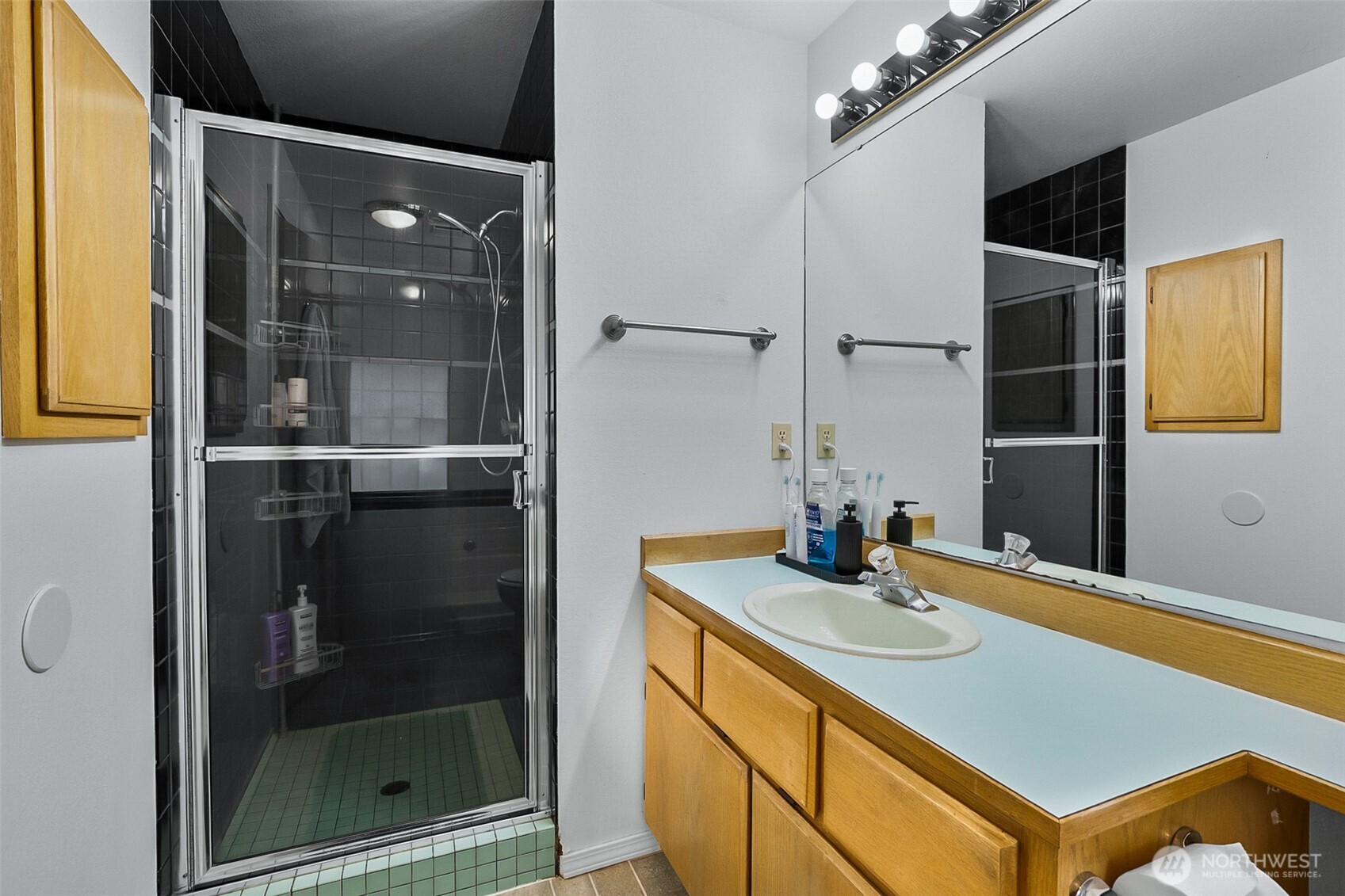 6930 Woodlands Way , Arlington, WA 98223