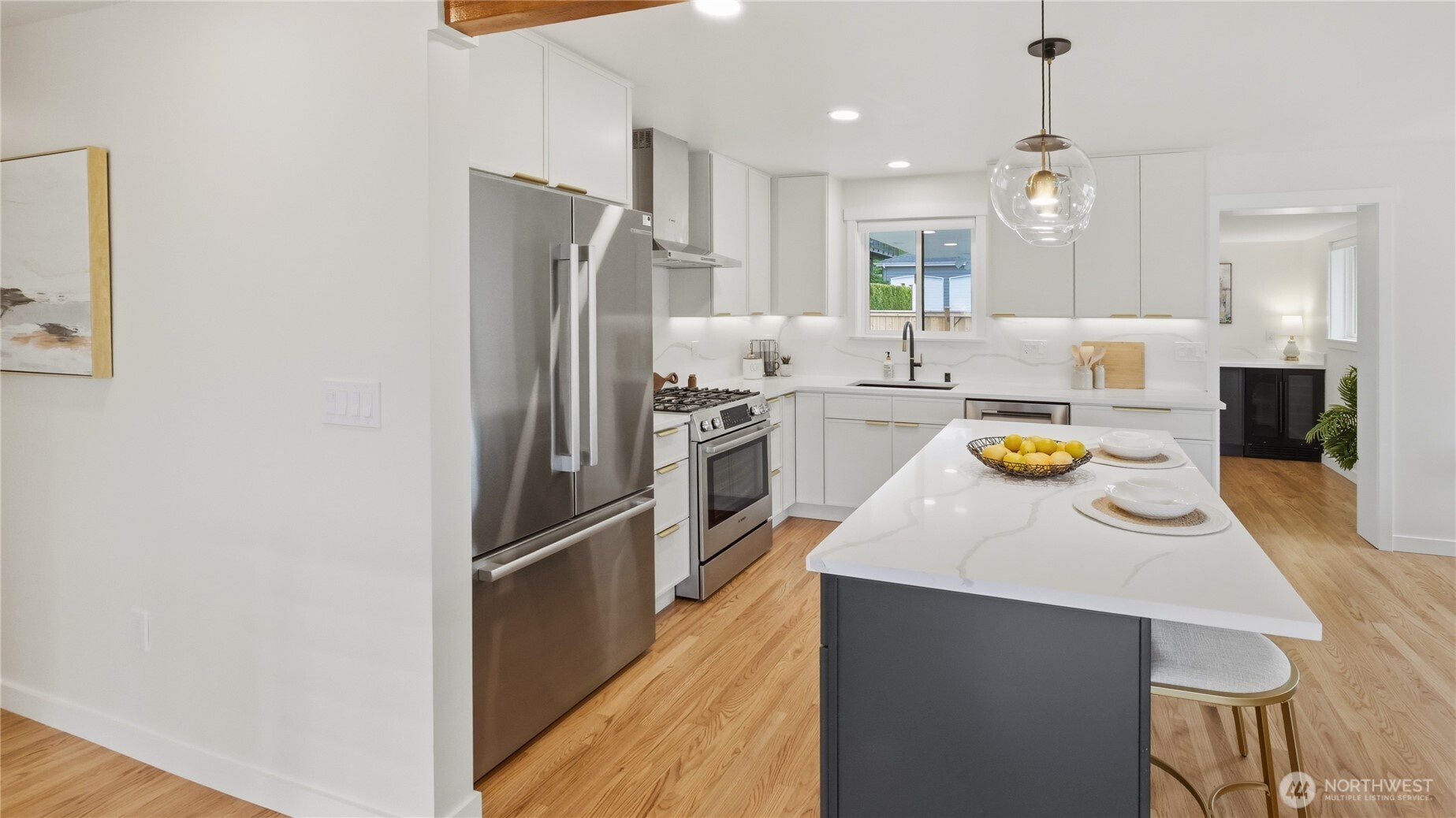 812 Main Street , Edmonds, WA 98020
