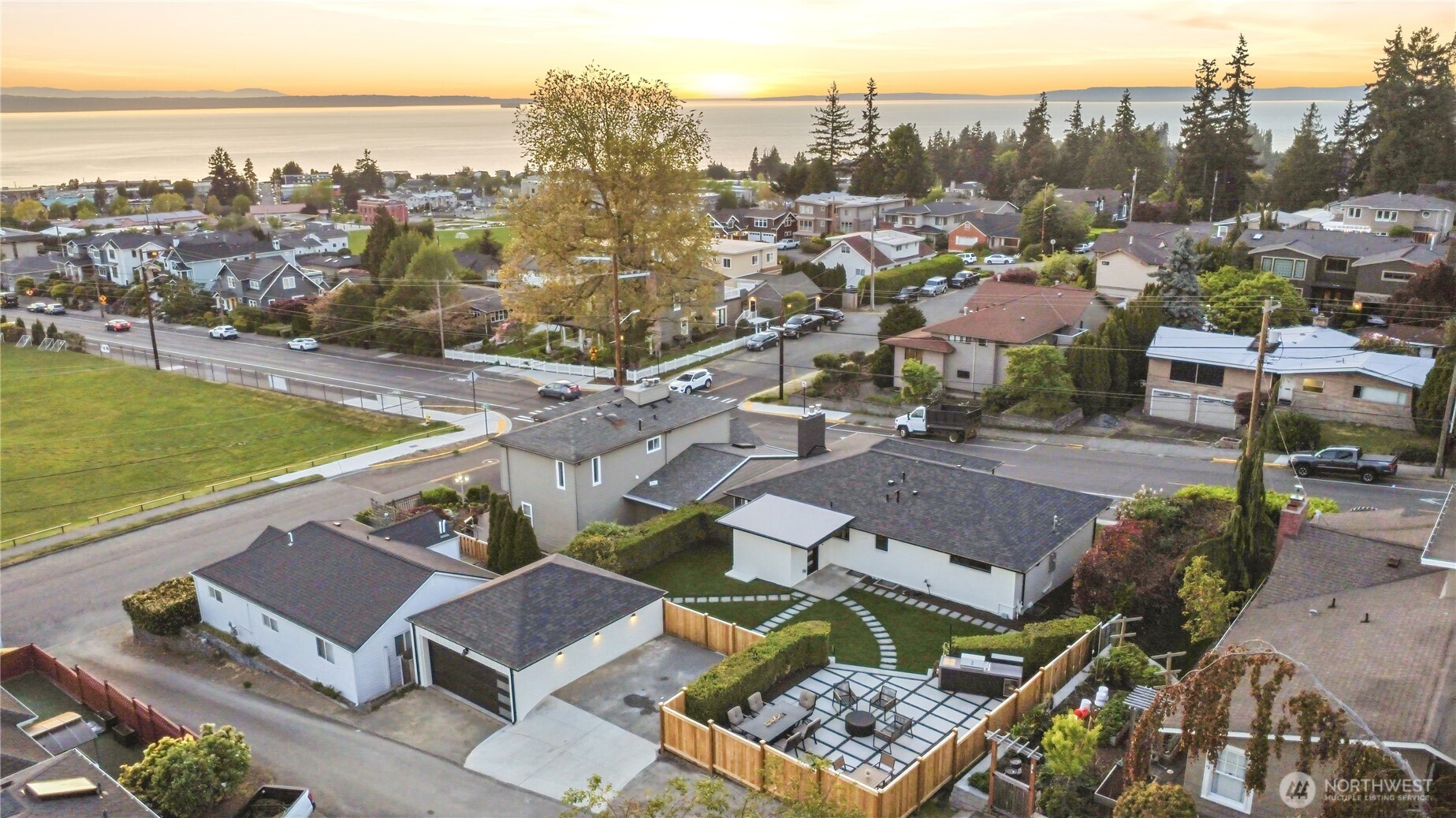 812 Main Street , Edmonds, WA 98020