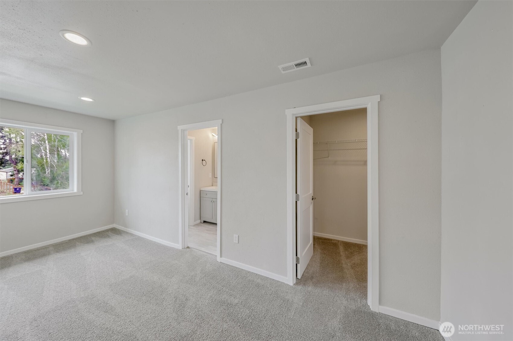 934 E 61st , Tacoma, WA 98408