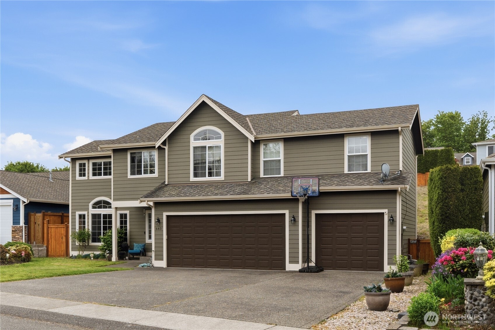665 Tufts Avenue E, Port Orchard, WA 98366