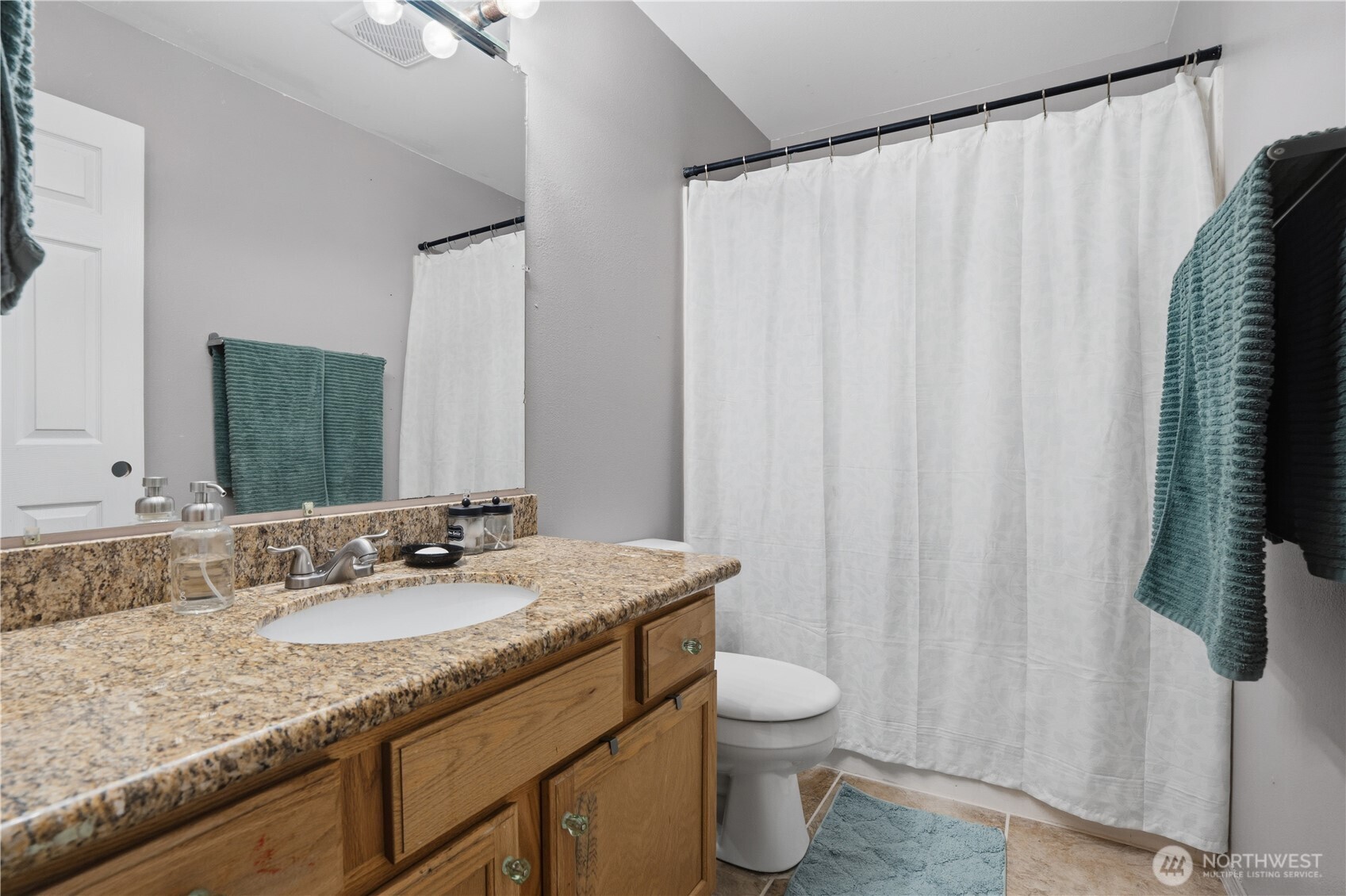 665 Tufts Avenue E, Port Orchard, WA 98366