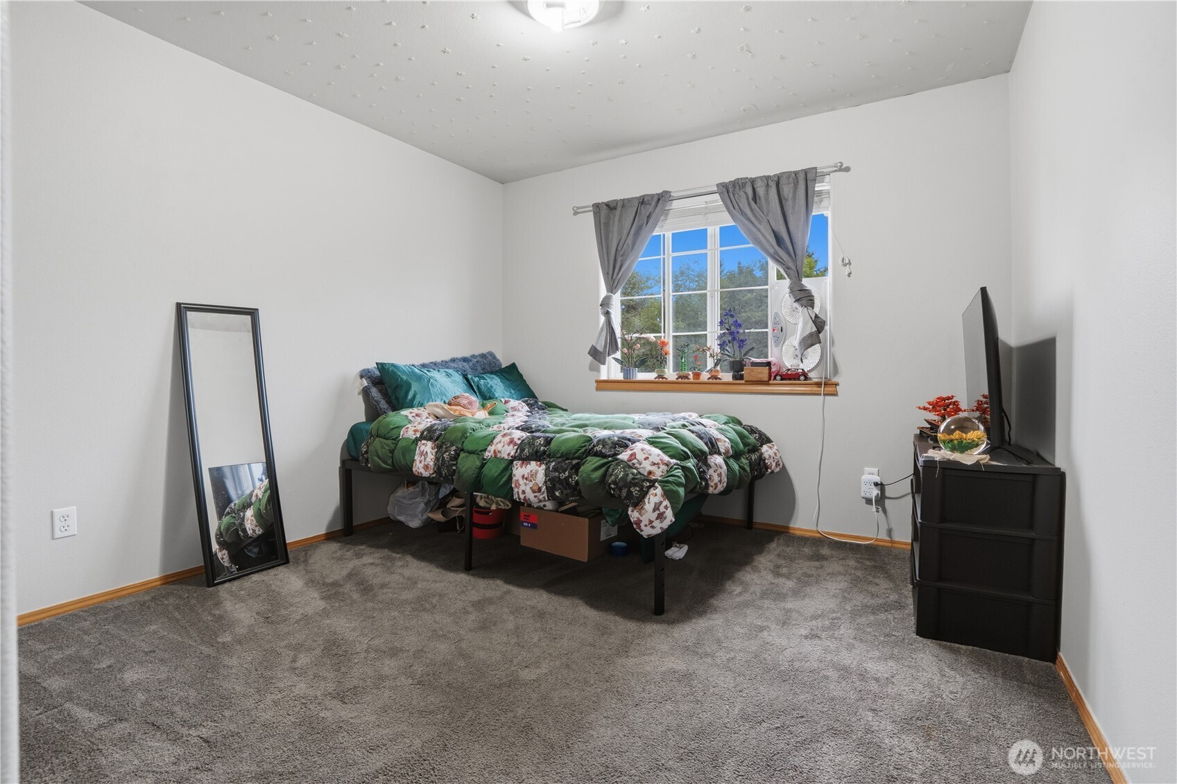 665 Tufts Avenue E, Port Orchard, WA 98366