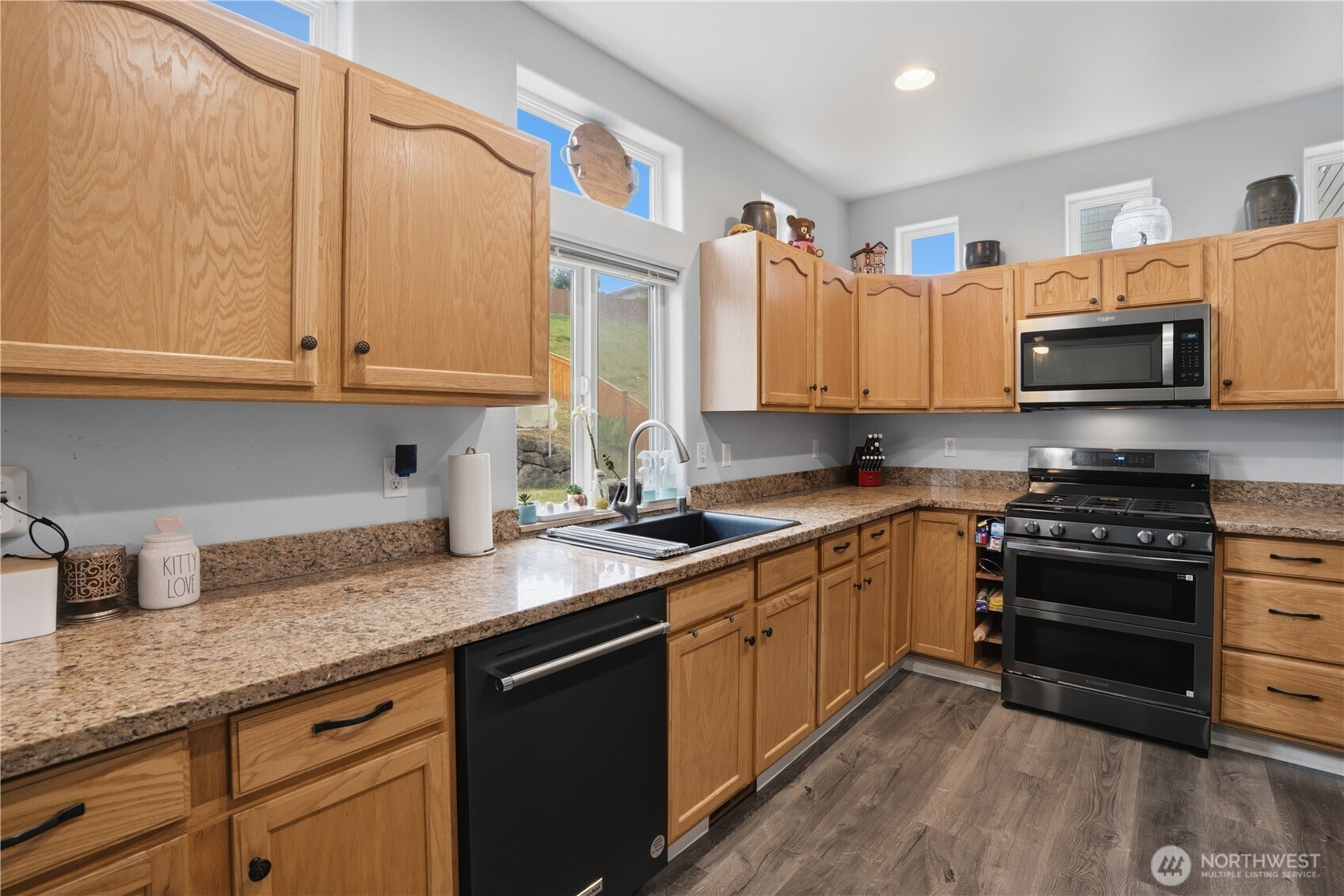 665 Tufts Avenue E, Port Orchard, WA 98366