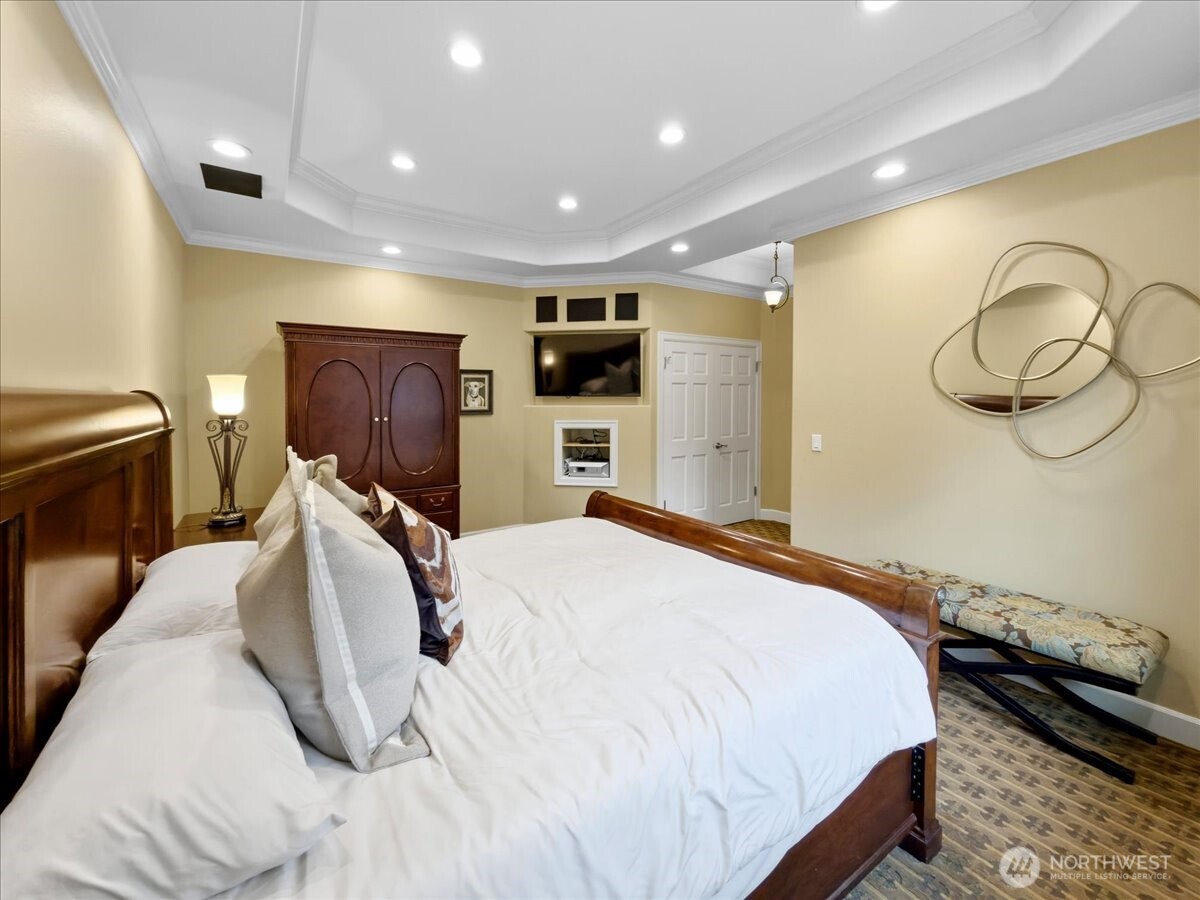 20622 SE 135th Street , Issaquah, WA 98027