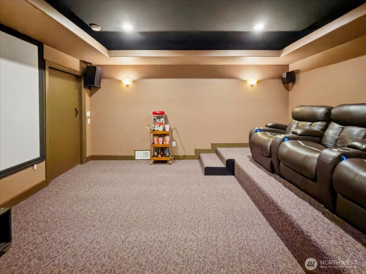 20622 SE 135th Street , Issaquah, WA 98027