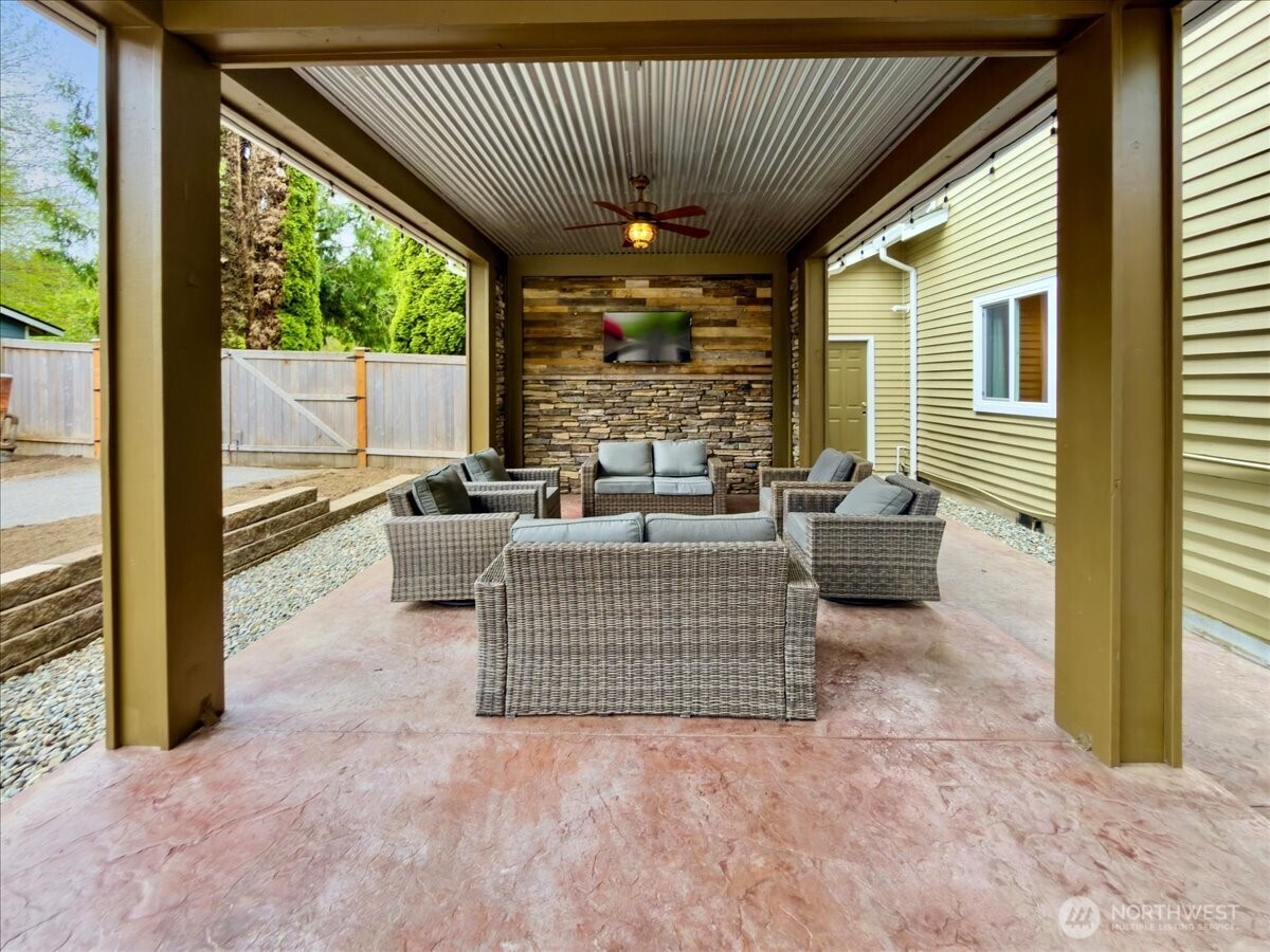 20622 SE 135th Street , Issaquah, WA 98027