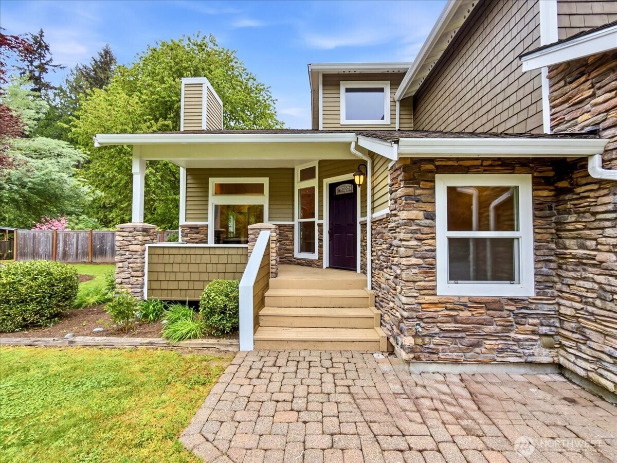 20622 SE 135th Street , Issaquah, WA 98027
