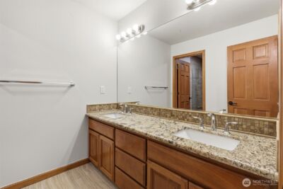 13799 NE 32nd Place , Bellevue, WA 98005 - Photo 33