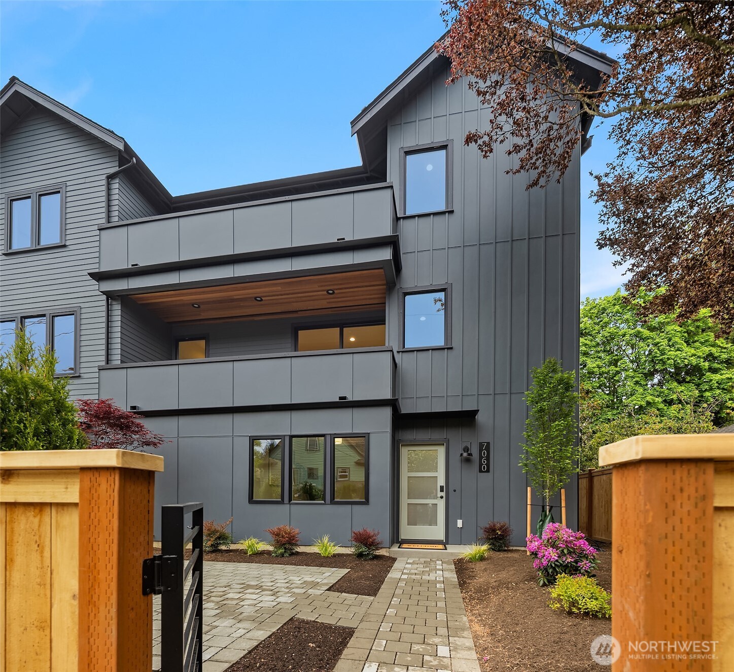 7060 Cleopatra Place NW, Seattle, WA 98117