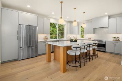 7060 Cleopatra Place NW, Seattle, WA 98117 - Photo 11