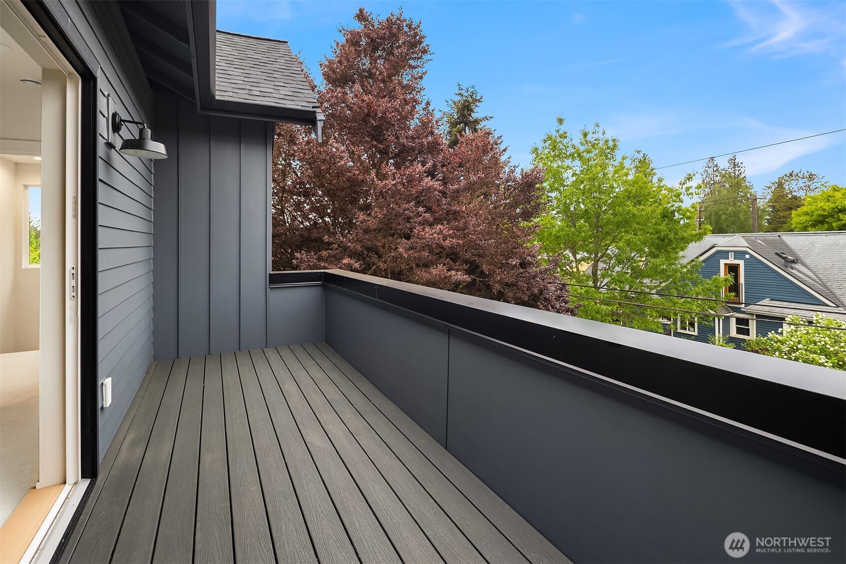 7060 Cleopatra Place NW, Seattle, WA 98117
