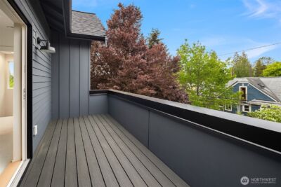 7060 Cleopatra Place NW, Seattle, WA 98117 - Photo 21