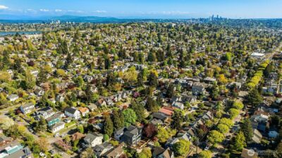 7060 Cleopatra Place NW, Seattle, WA 98117 - Photo 40