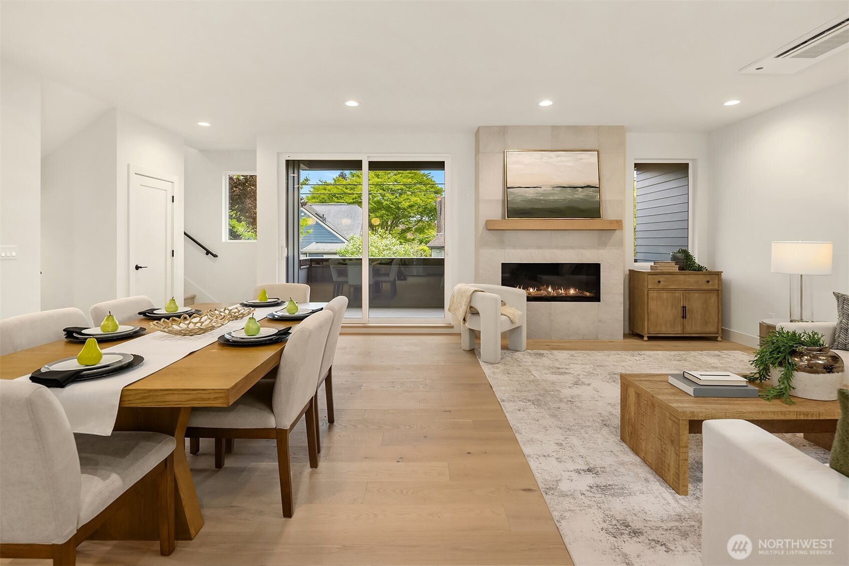 7060 Cleopatra Place NW, Seattle, WA 98117