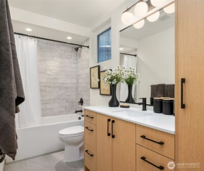 1457 22nd Avenue #A, Seattle, WA 98122 - Photo 10