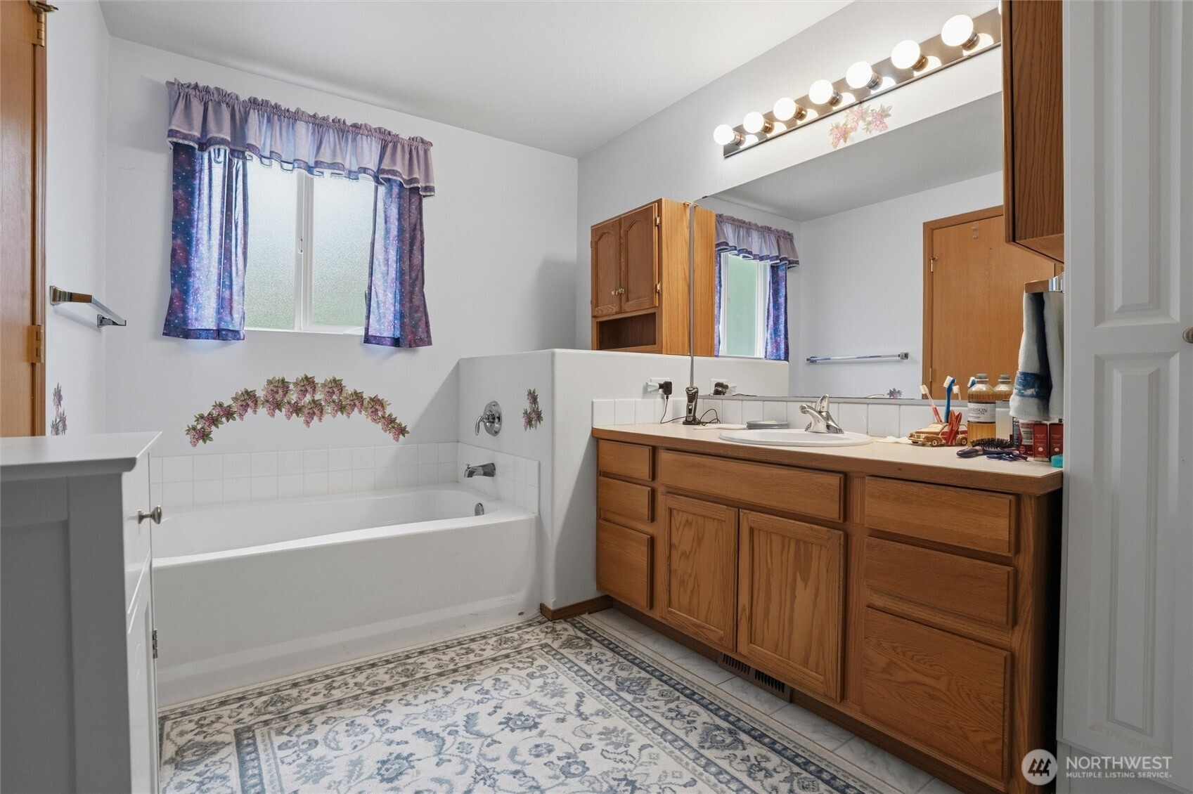 6201 SE Mile Hill Drive , Port Orchard, WA 98366