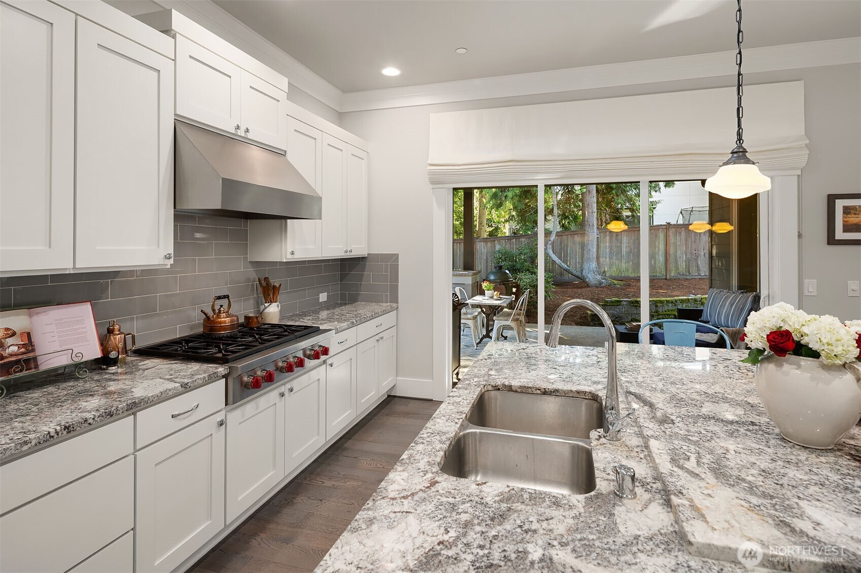 4525 90th Avenue SE, Mercer Island, WA 98040