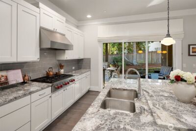 4525 90th Avenue SE, Mercer Island, WA 98040 - Photo 14