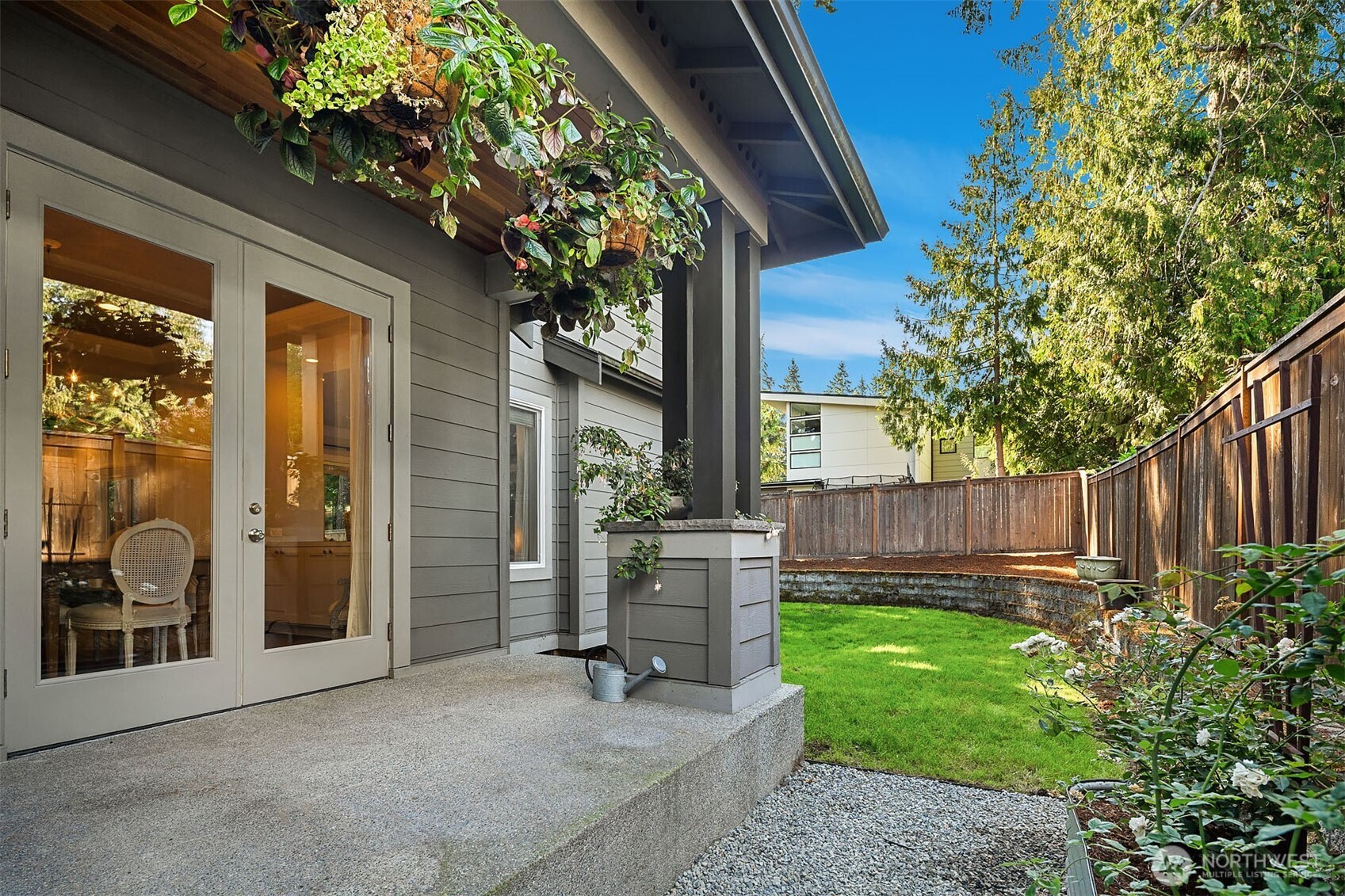 4525 90th Avenue SE, Mercer Island, WA 98040
