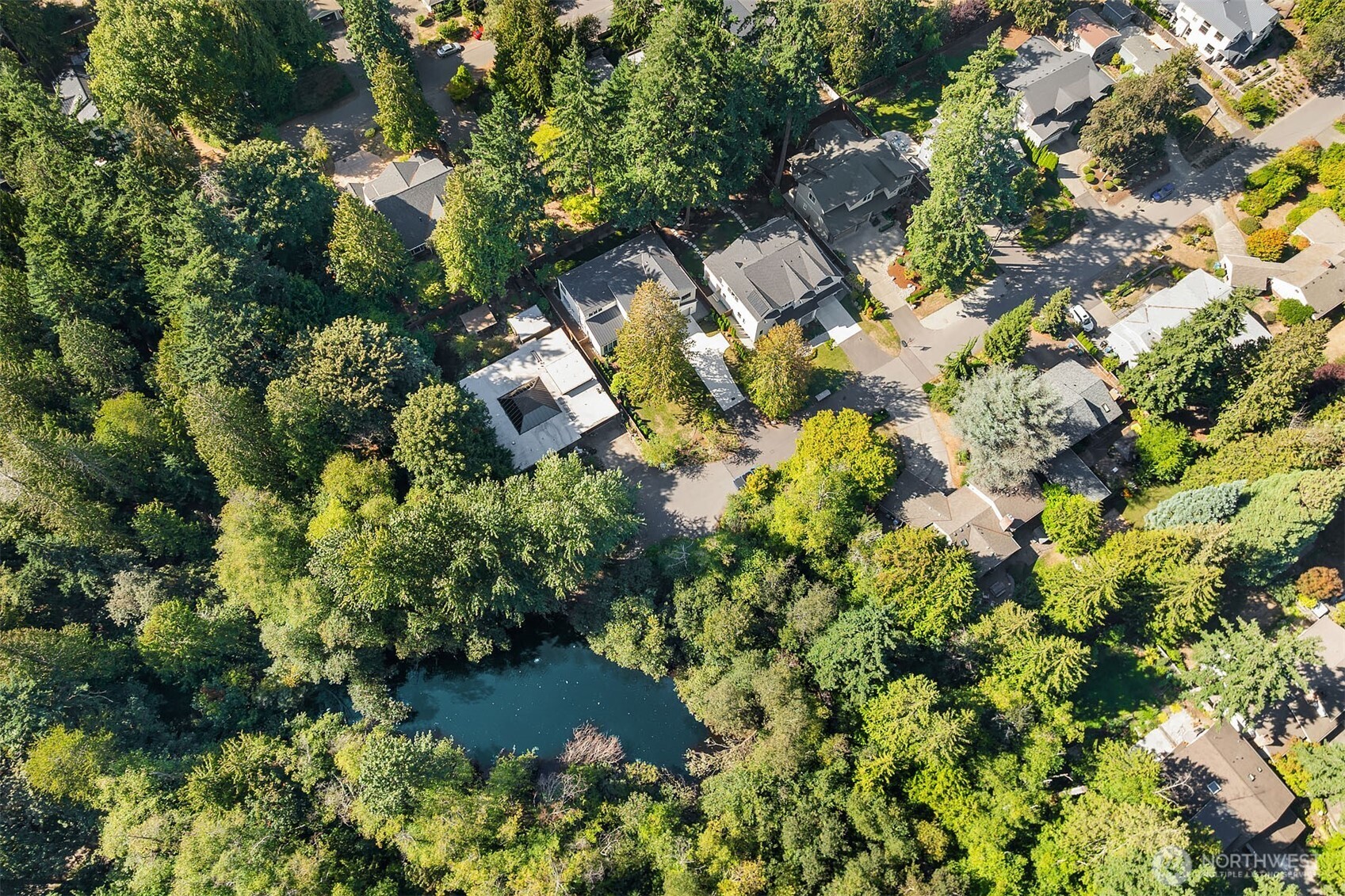 4525 90th Avenue SE, Mercer Island, WA 98040