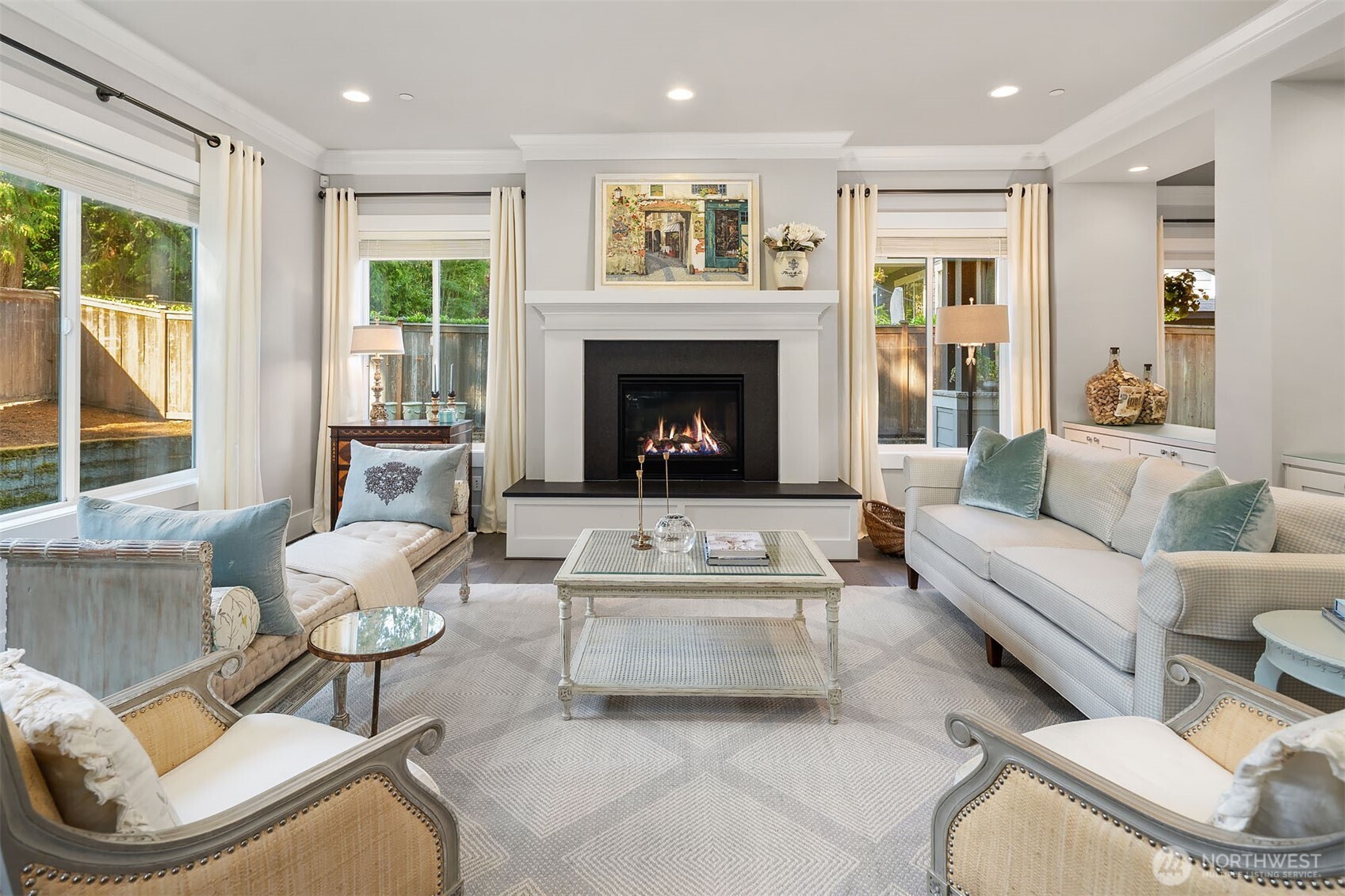4525 90th Avenue SE, Mercer Island, WA 98040