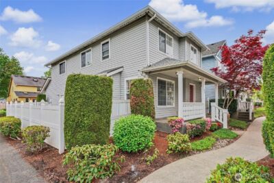 1421 Rooklidge Street , Dupont, WA 98327