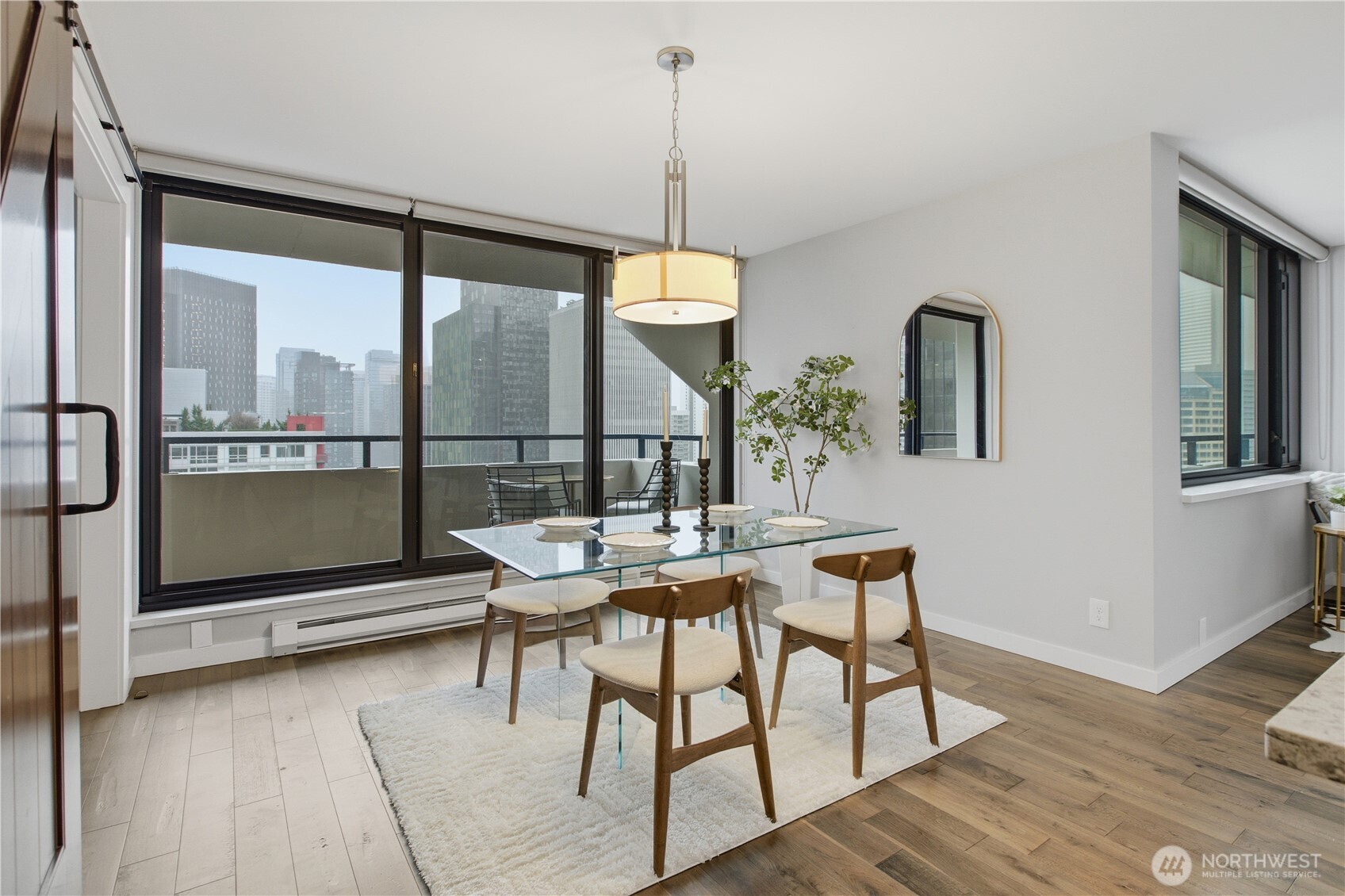 2100 3rd Avenue #2606, Seattle, WA 98121