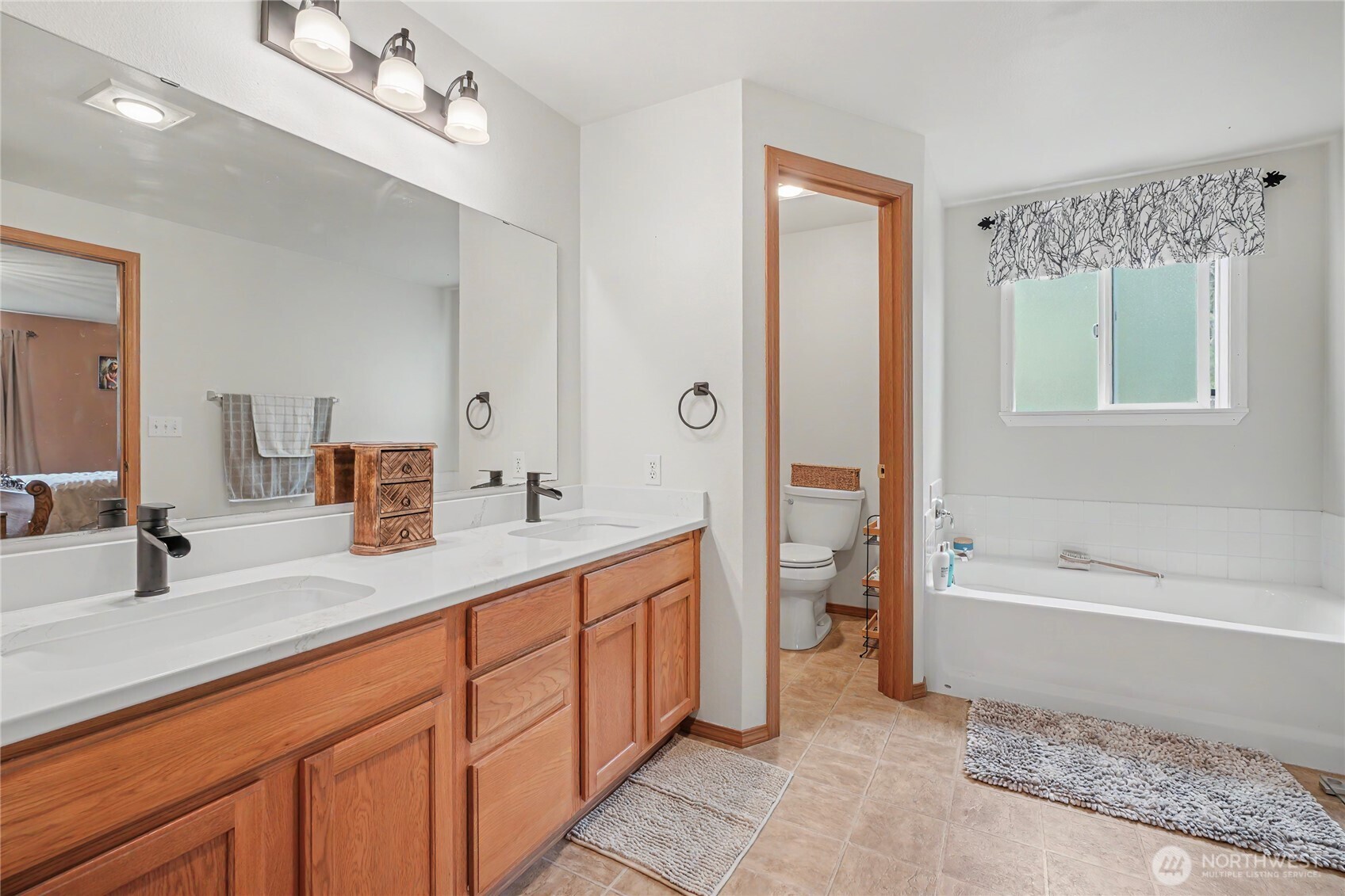 37726 34th Avenue E, Roy, WA 98580-9269