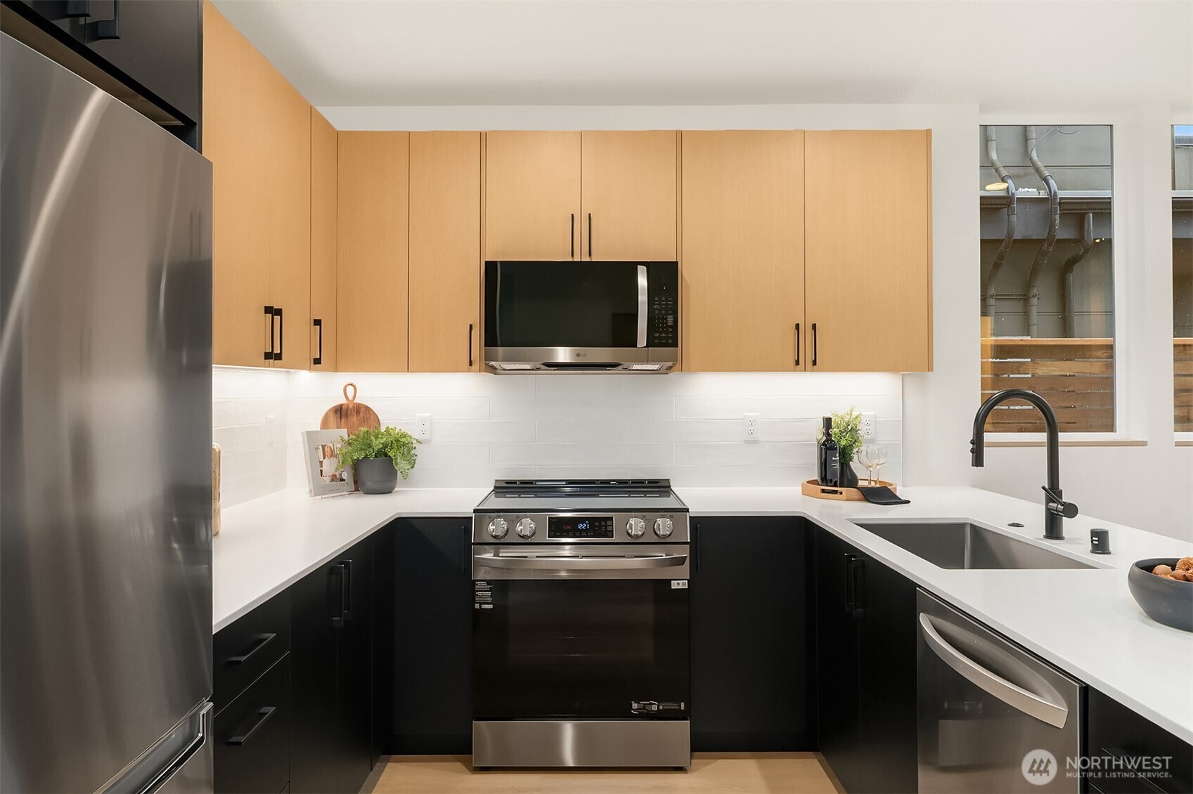 1453 22nd Avenue , Seattle, WA 98122