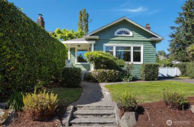 530 N 83rd Street , Seattle, WA 98103