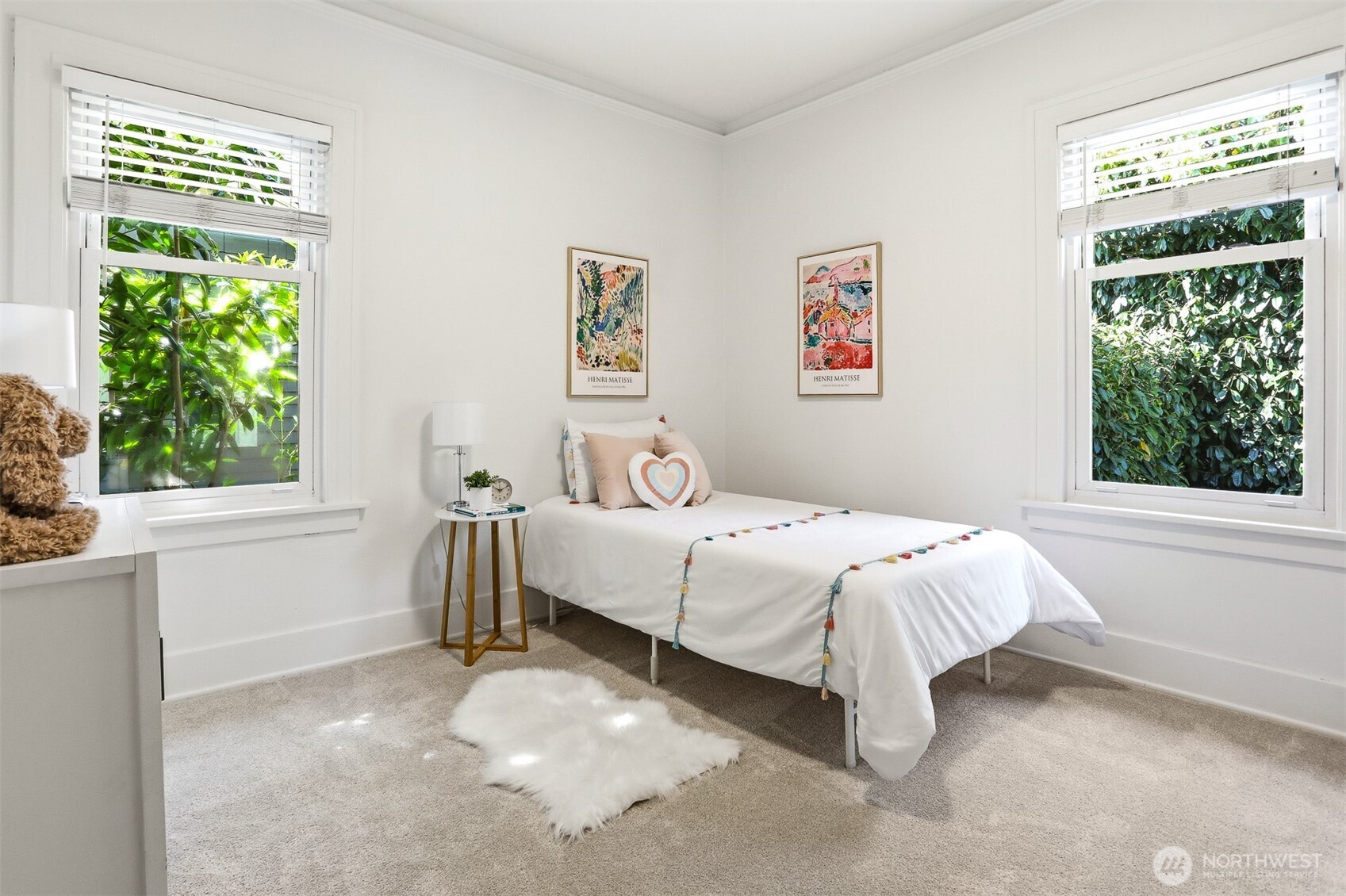 530 N 83rd Street , Seattle, WA 98103