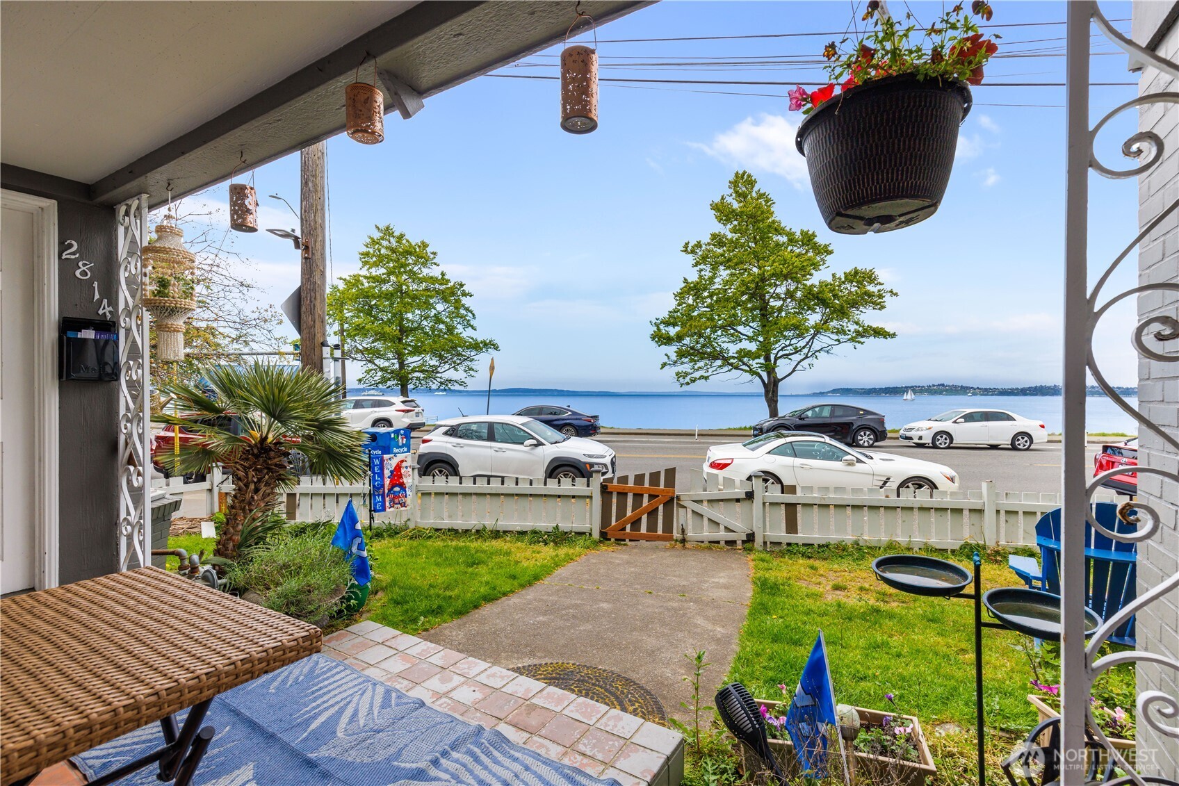 2810 Alki Avenue SW, Seattle, WA 98116