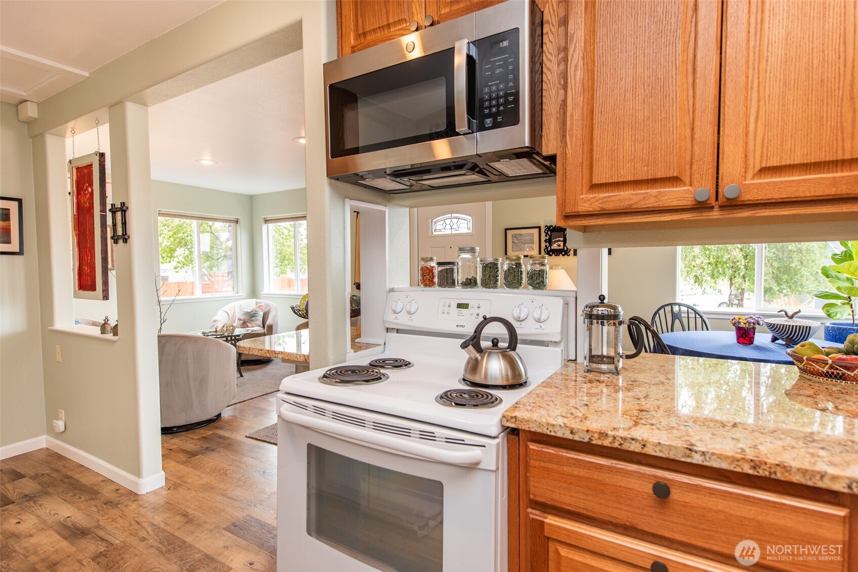 616 E Lopez Avenue , Port Angeles, WA 98362