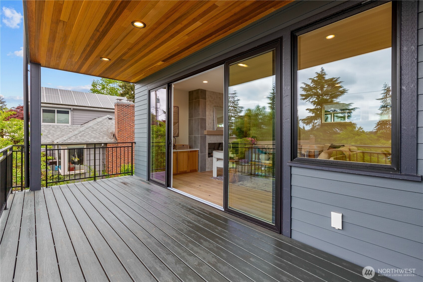 6832 47th Avenue NE, Seattle, WA 98115