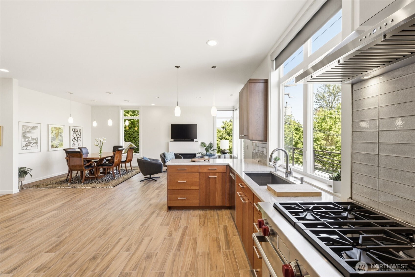 3009 Harbor Avenue SW, Seattle, WA 98126