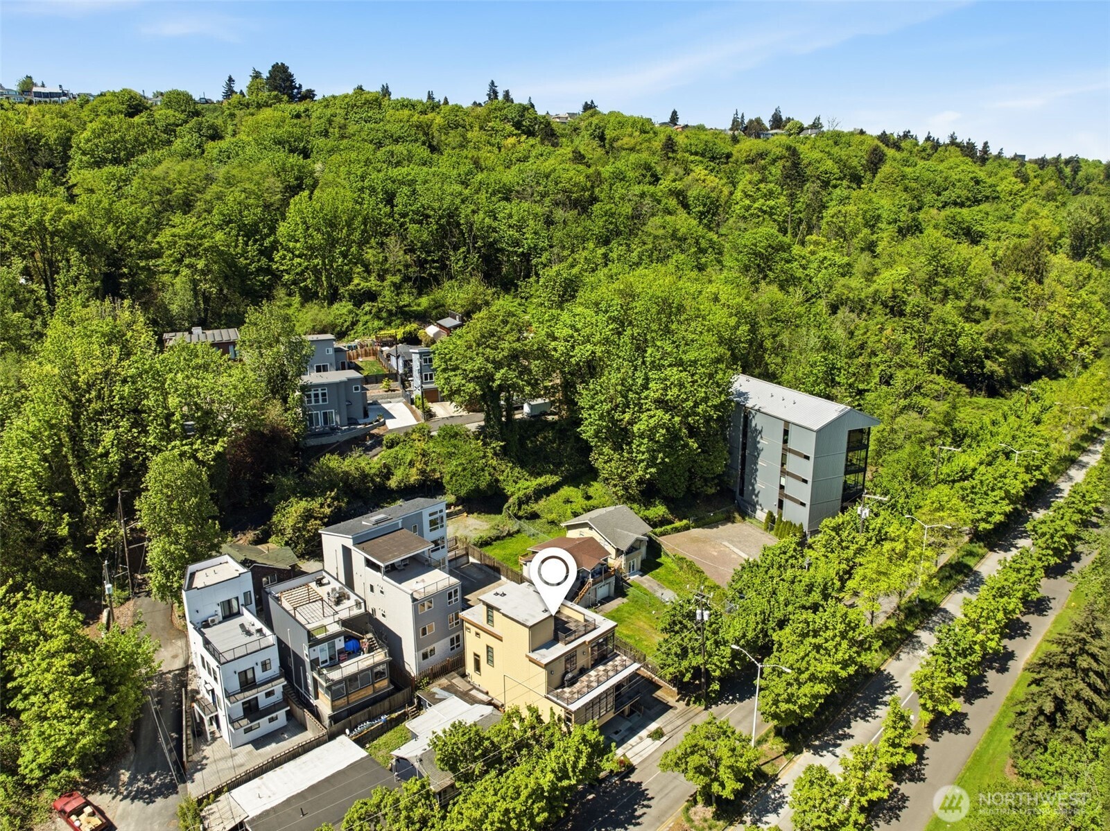 3009 Harbor Avenue SW, Seattle, WA 98126
